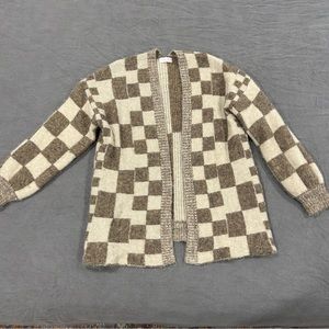 MOVING SALE Pink Lily Soft Checkered Cardigan size xs